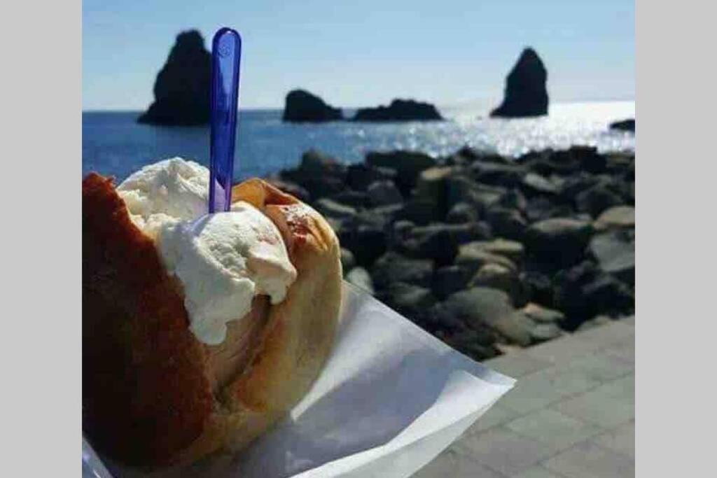 Malavoglia Suite 18 Aci Castello Eksteriør billede